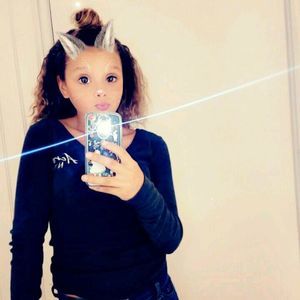 Meet your Posher, Destiny